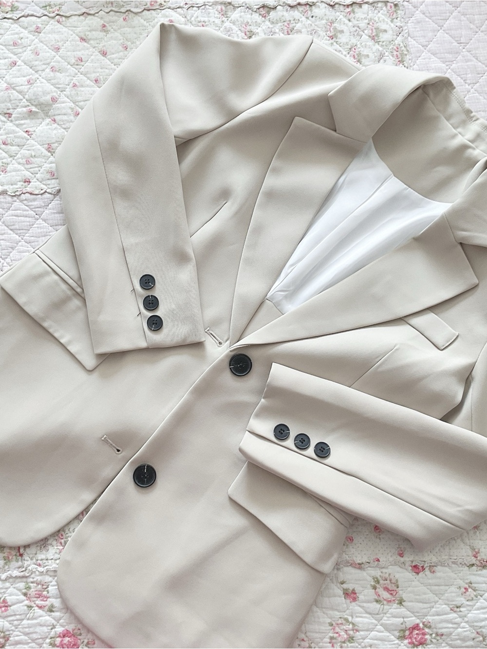 Beige blazer by J.ing